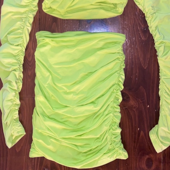 Lime Oh Polly Skirt Set! - Picture 3 of 5